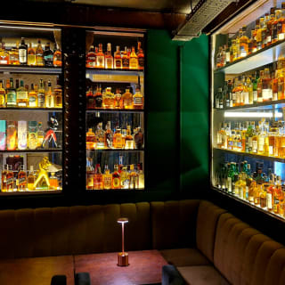 Cata Descubrimiento del Whisky Japonés en Holy Drop 1