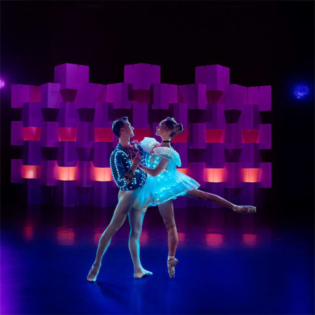 Foto 4 de Ballet of Lights: Cenicienta en un Espectáculo Deslumbrante