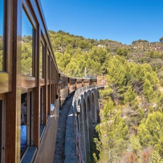 Recorrido por la isla de Mallorca: Autobús, tren, tranvía y barco 25