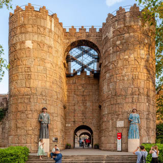 Poble Espanyol de Barcelona, dónde la história se encuentra con el ocio y la cultura 2