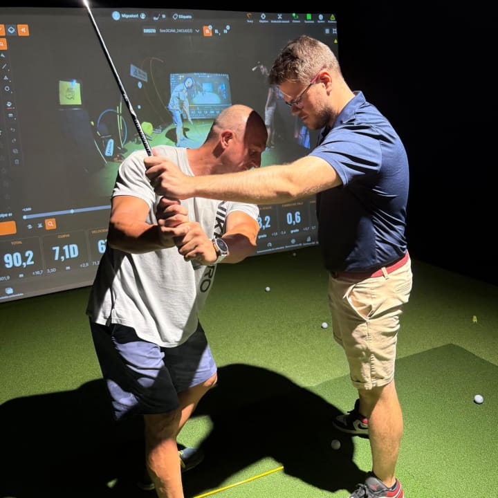 Una clase particular de golf en H0Rooftop
