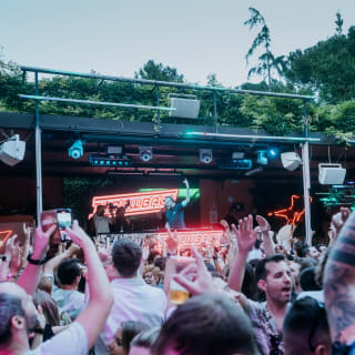 THROWBACK FESTIVAL - Back to 80s, 90s & 00s at Parc del Forum 5