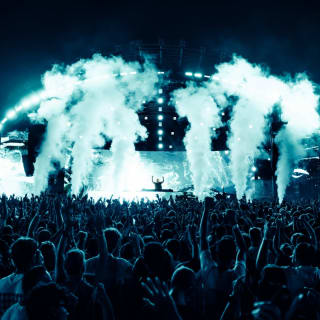150 presenta a Dimitri Vegas 2