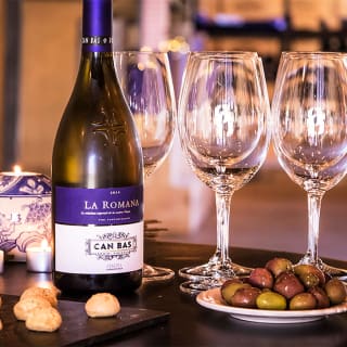 Tour de Vinos y Cava en Penedès y Experiencia en Viñedos en 4x4 desde Barcelona 2