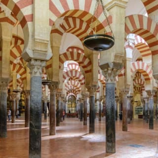 Córdoba y Mezquita-Catedral: Excursión guiada de un día desde Sevilla 1