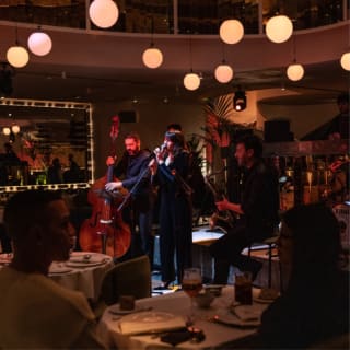 Velvet Nights en Pabblo: cena con música en vivo 1