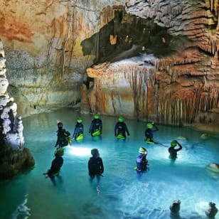 Estany d'en Mas: Excursión costera, rappel y exploración de cuevas marinas