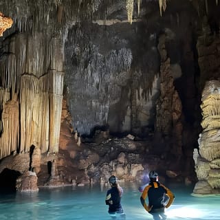 PREMIUM TOUR : Enjoy aquatic caves with caving guides 14