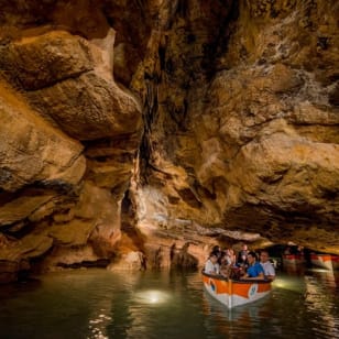 Cuevas de San José: Entrada + Tour guiado + Transporte de viaje de ida y vuelta