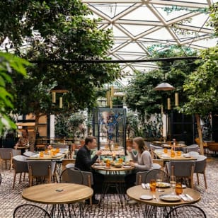 En Nueve Pases | Café de la Plaza