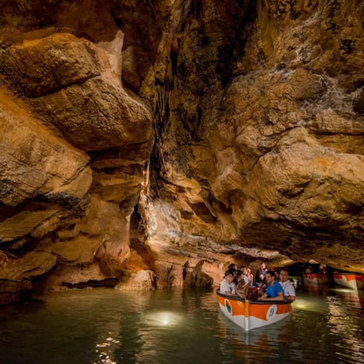 Cuevas de San José: Entrada + Tour guiado + Transporte de viaje de ida y vuelta