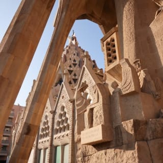 Sagrada Familia: Entrada de acceso rápido + Tour guiado privado 13