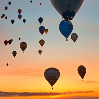 Romantic Sunrise Balloon Tour in Majorca 14